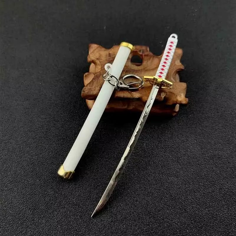 Mini Roronoa Zoro Samurai Sword Keychain Anime Plastics Scabbard Key Chain Ring Katana Buckle for Men Cosplay Toy Jewelry Gift